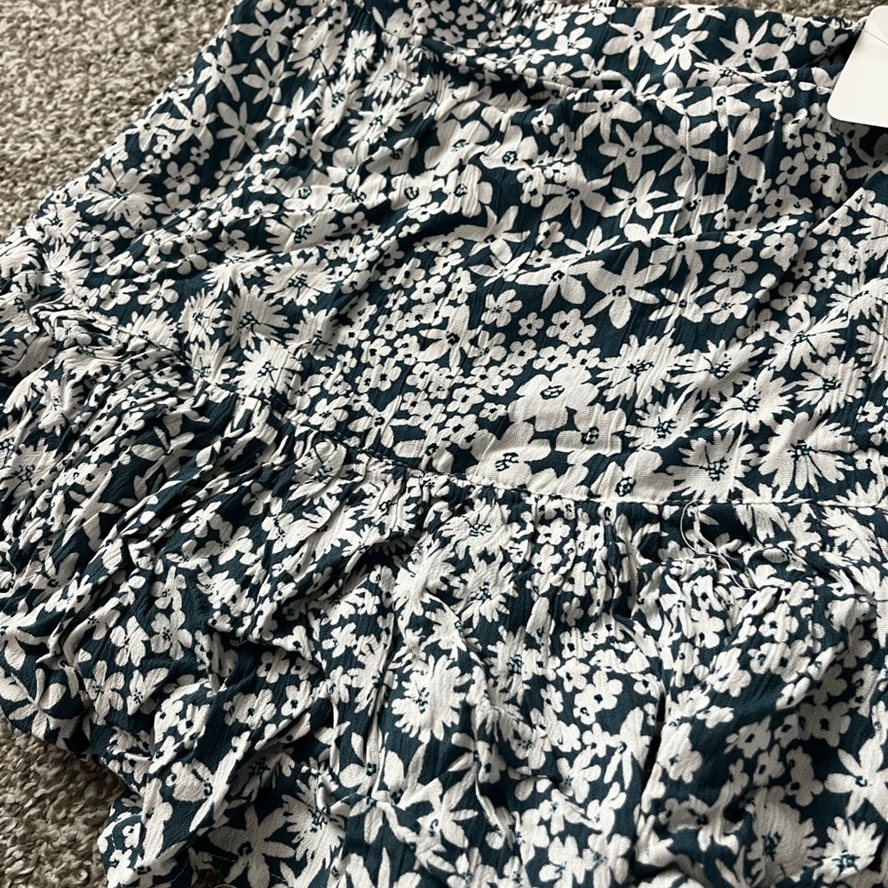 Floral Ruffle Mini Skort - Picture 5 of 6